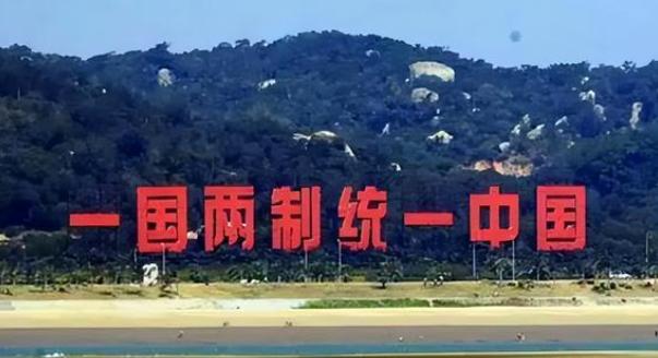 台湾问题拖不得！美国这些年一边嘴上说不支持"台独"，一边却不断往台湾卖武器、派军