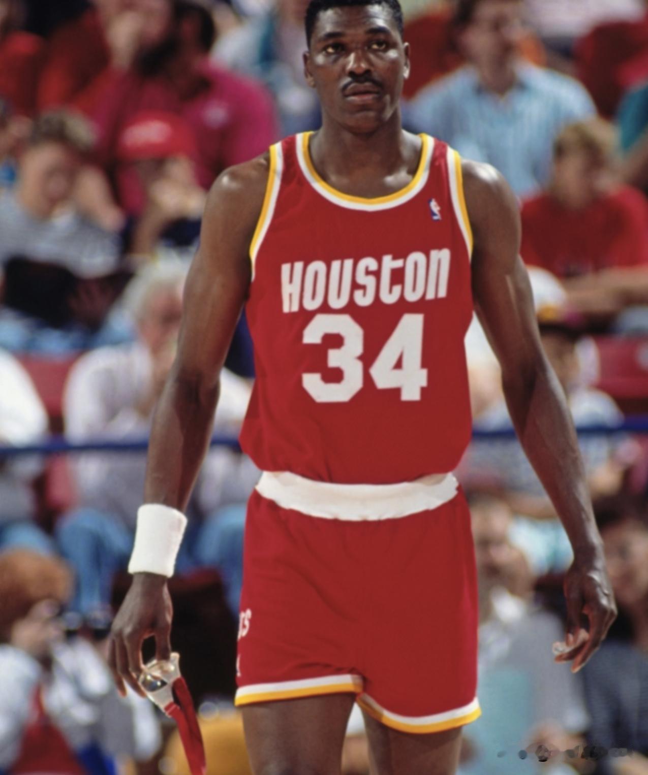 NBA历史十大中锋！文班亚马未来能进前五吗？

贾巴尔：6冠6MVP，靠一招永远