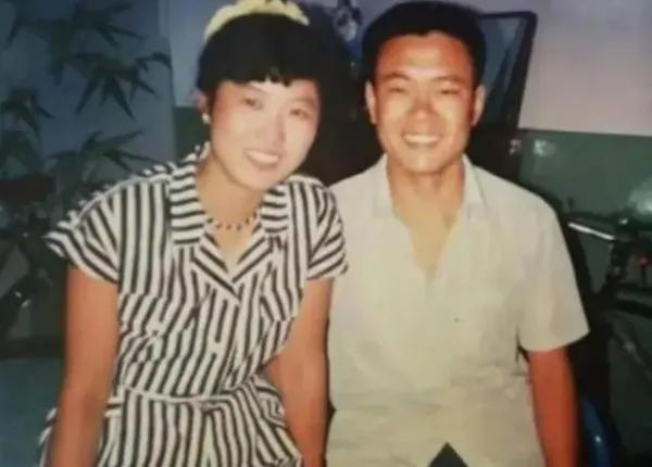 2017年5月8日深夜，47岁的女子展文莲，在肺癌晚期的痛苦煎熬中，咽下了最后一