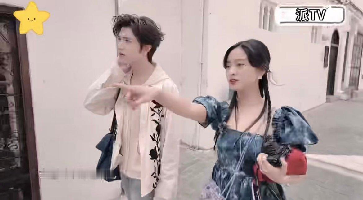 尹浩宇变沈月专属模特中餐厅名场面 尹浩宇这“全能辅助”也太拼了！为了新人蜜月照，