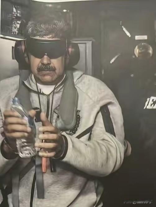 三大错觉
发生在委内瑞拉的事，告诉很多人，你对这个世界有三大错觉。
错觉一，这个