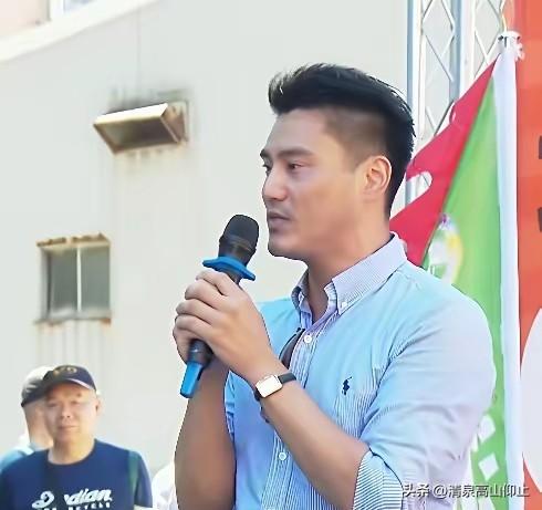 “叛徒”丁瑀现身！

被国民党开除的丁瑀，昨天开始为绿营摇旗呐喊！在新北民进党议
