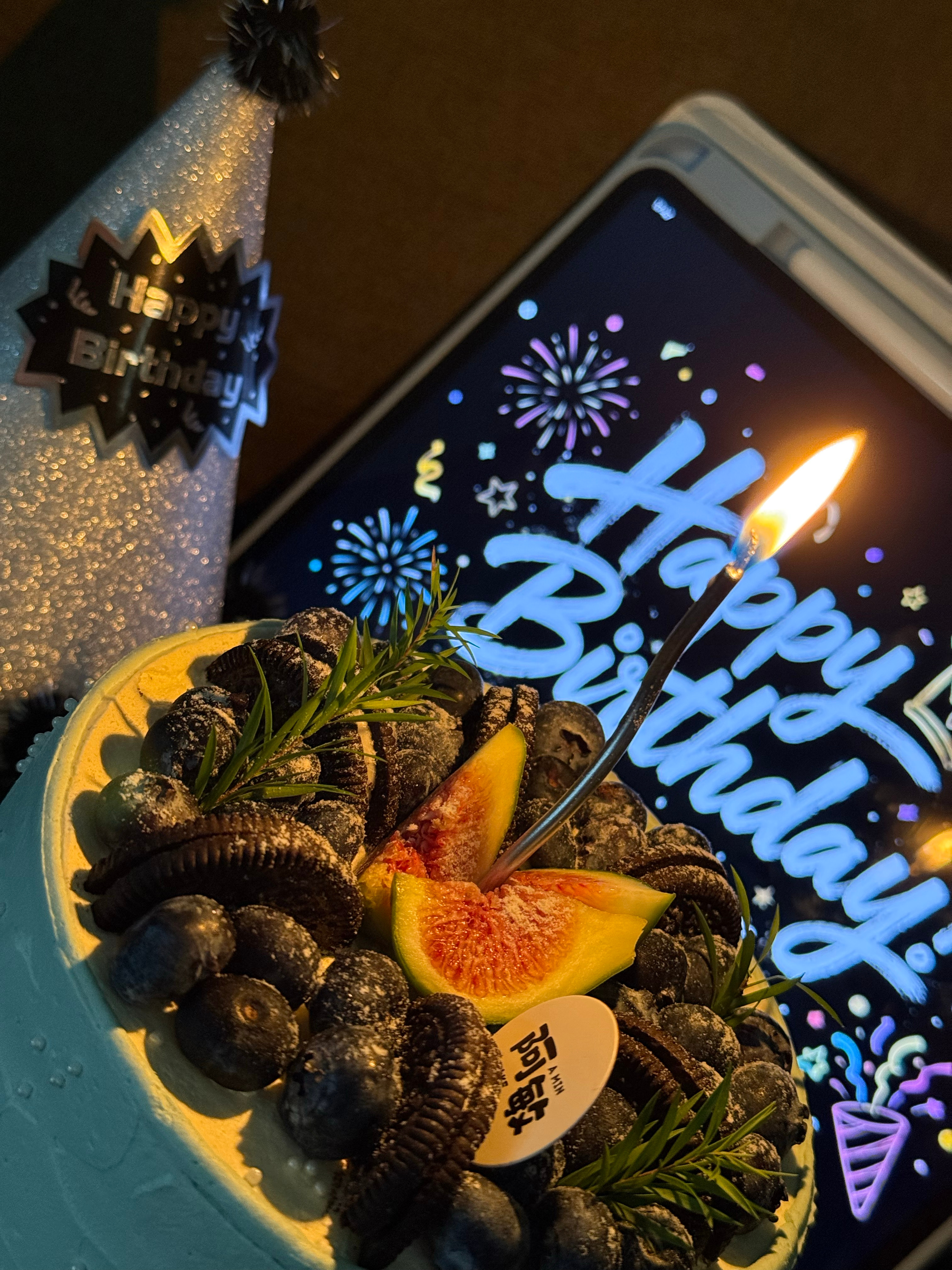 切蛋糕切蛋糕许愿！🎂 