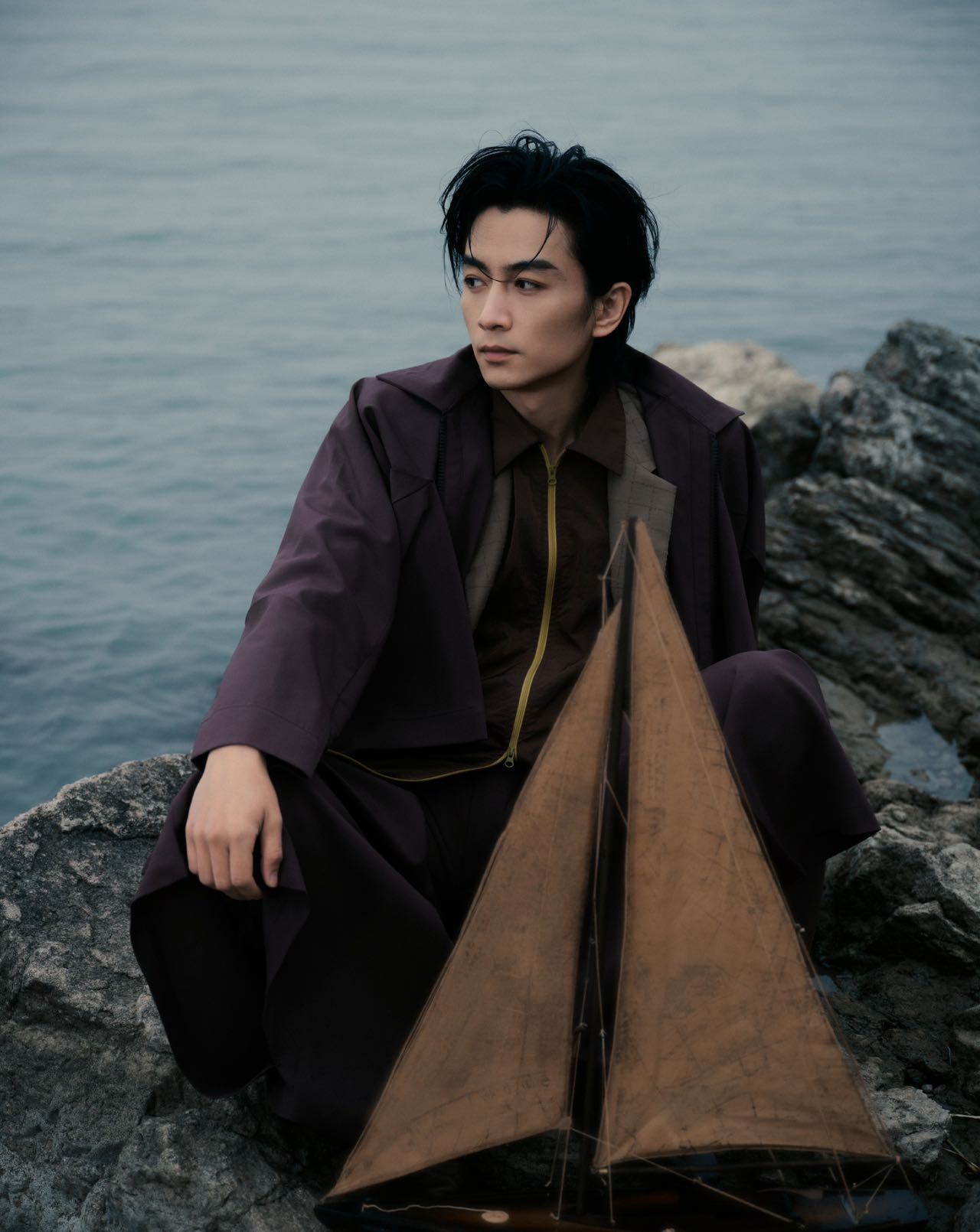 陈晓  感觉他现在完全散发着高级成年人的质感，沉稳内敛又松弛 