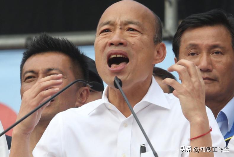 郑丽文走马上任，傅崐萁积极表态，卢秀燕机关算尽，黄袍加身的戏码没有等来，却等来了