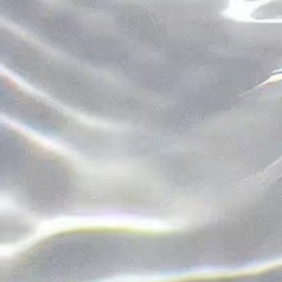 不必苛求事事圆满，不必执着于处处精致。烟火缭绕处，藏着生活的暖意；清欢淡然中，透