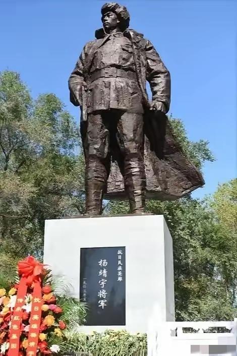 1929年春天的河南确山，一间漏风的土坯房内，刚生完女儿才五天的郭莲，正躺在床上