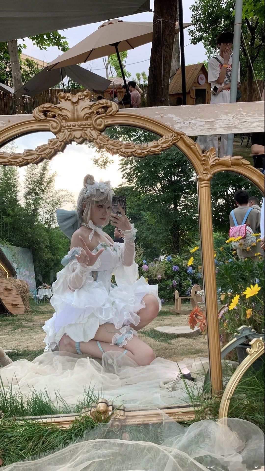 又要拍克洛琳德了，出现一下三分的琳妮特同人也不错#cosplay[超话]##co