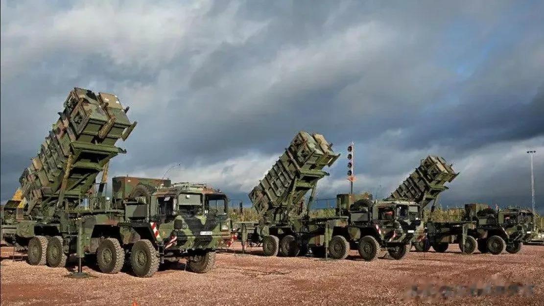 爱国者击落“匕首”？普京用行动戳穿谎言，美官员承认：受损严重

来源:强国视角
