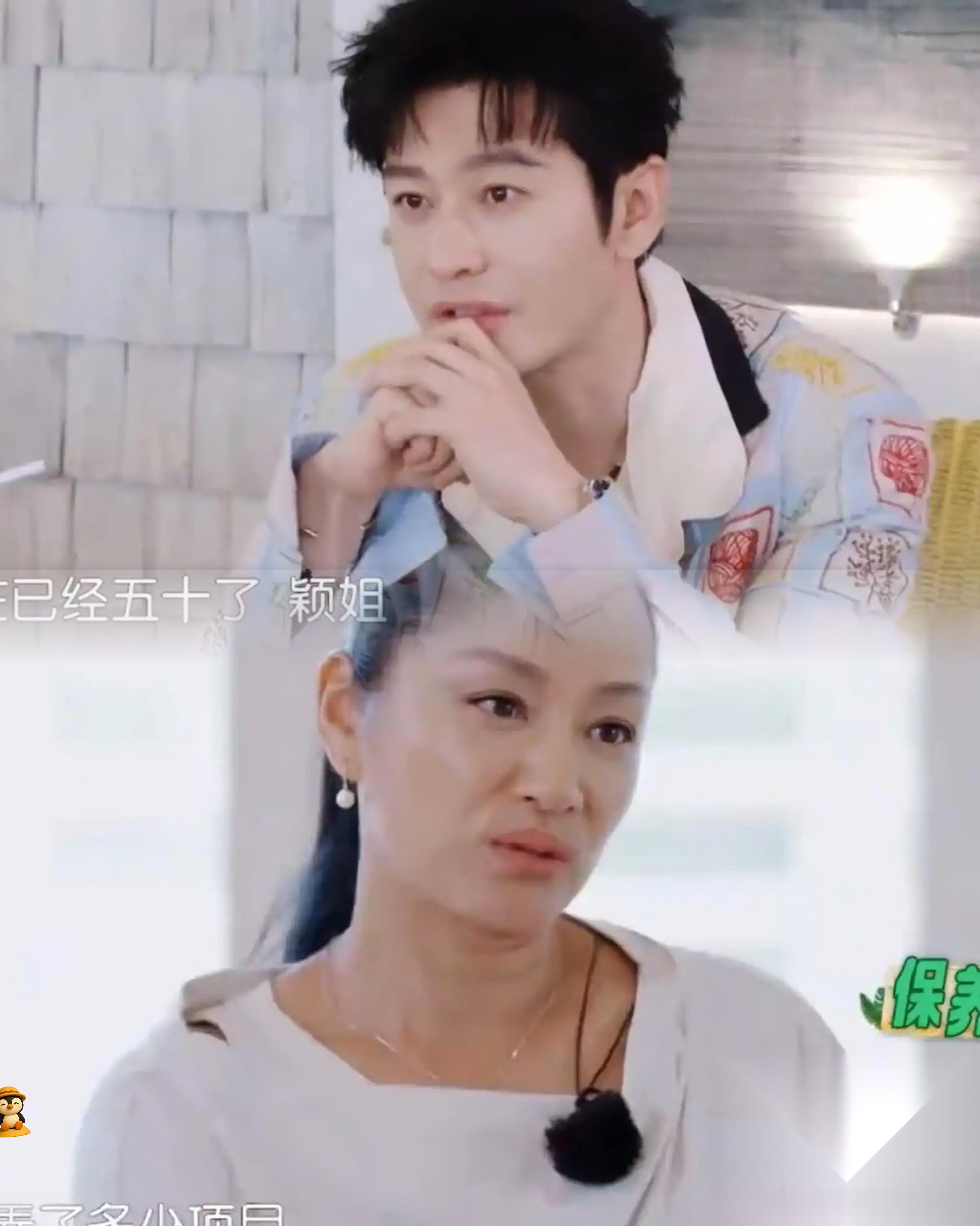 黄晓明49岁说没做过微调，姜妍一句接梗把全场笑翻了 最新一期《中餐厅》，黄晓明跟
