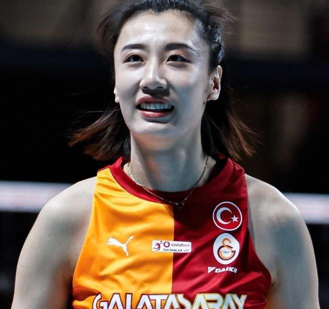 王媛媛庄宇珊全部和土耳其女排联赛焦点战（前五周出炉）
中国女排
第1周

· 北