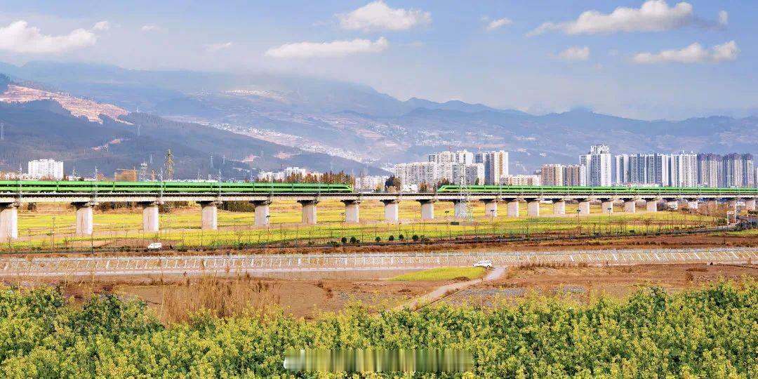 铁路,晚安 改变，永远都不会太晚，无论你在何时何地，只要你是有目标的前进的，那么