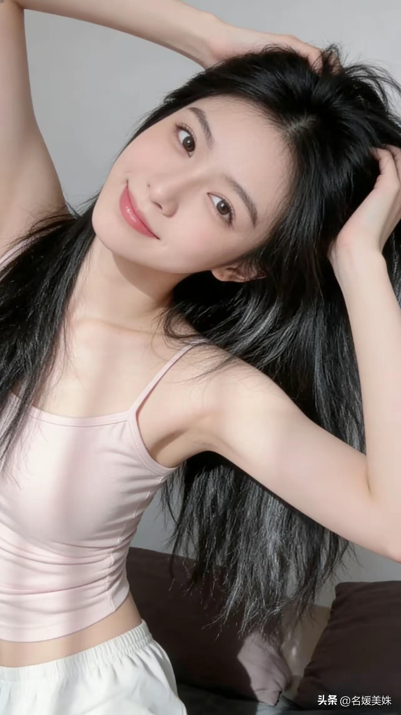 一个人越有思想，
发现有个性的人就越多，
普通人是看不出人与人之间的差别的。