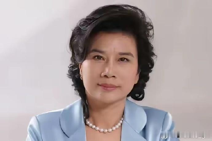 董明珠3个字值多少钱董明珠带领格力实现技术突破、走向全球。“董明珠健康家” 更是