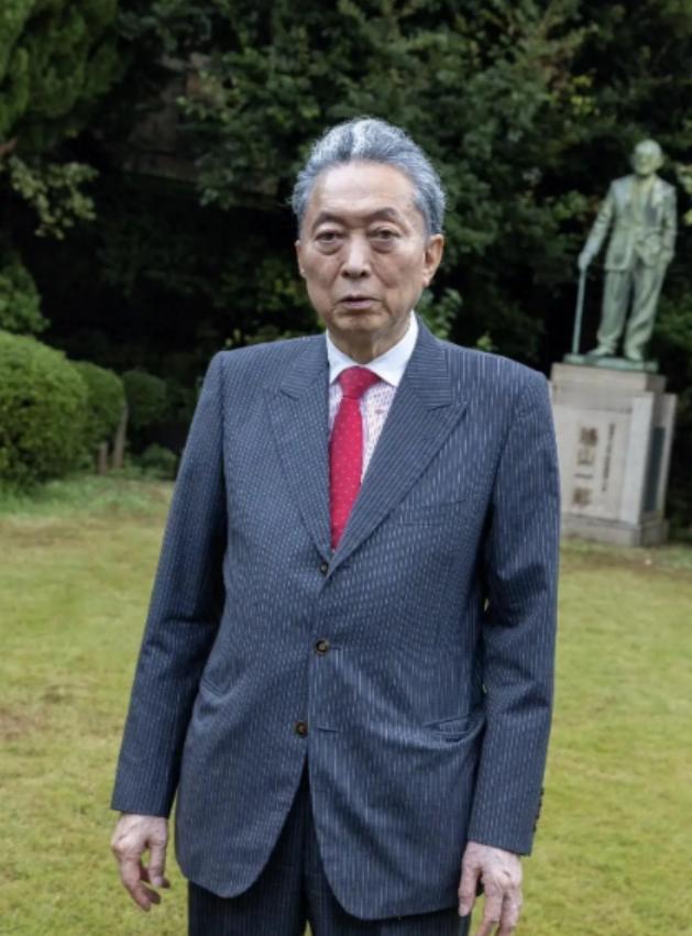 日本前首相提醒高市：当年中国免掉千亿赔款，是因给日本立了个死规定。

日本首相涉