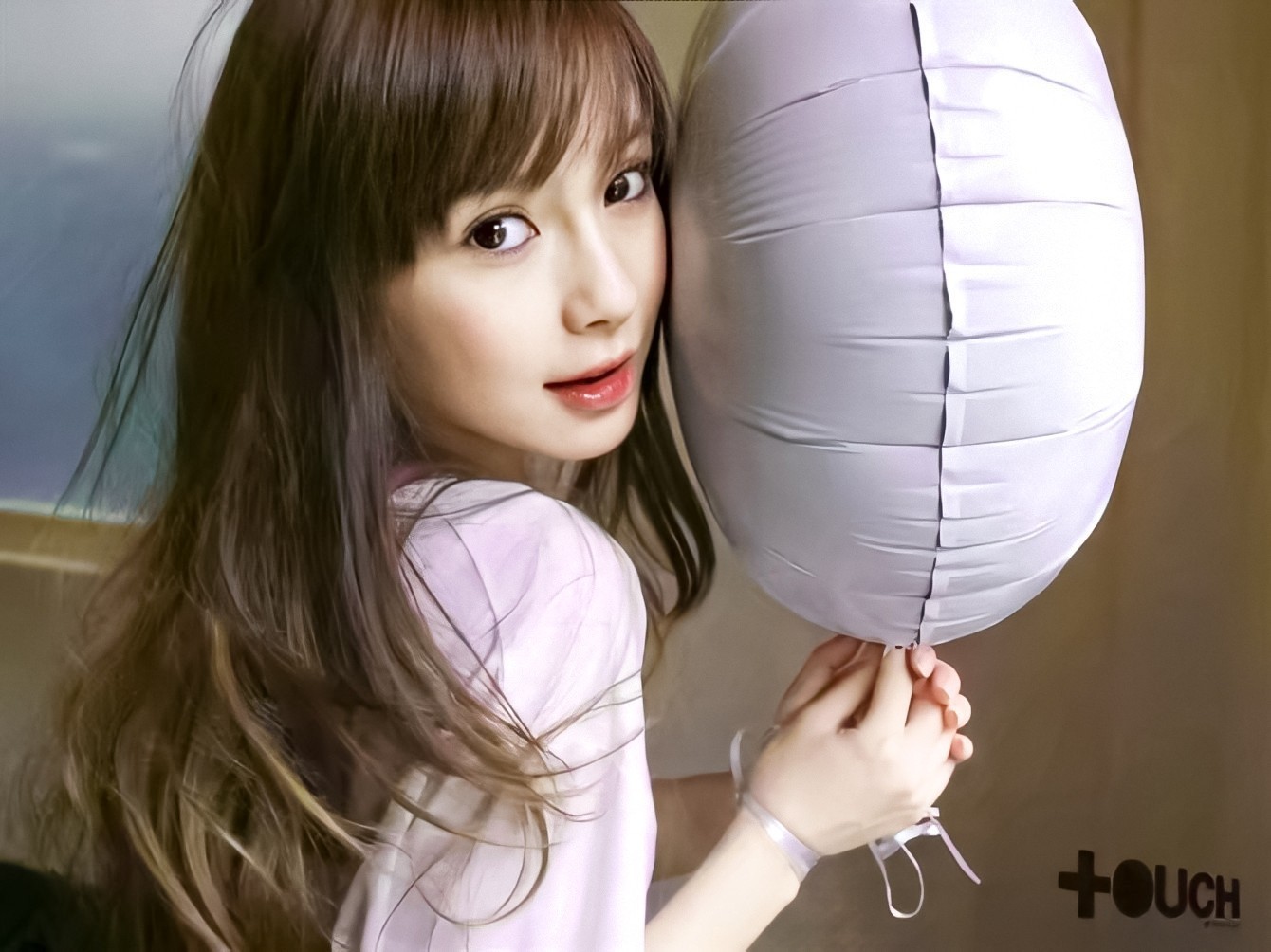 #angelababy# [月亮]#杨颖# 【0228晚安电台】“享受这个属于我