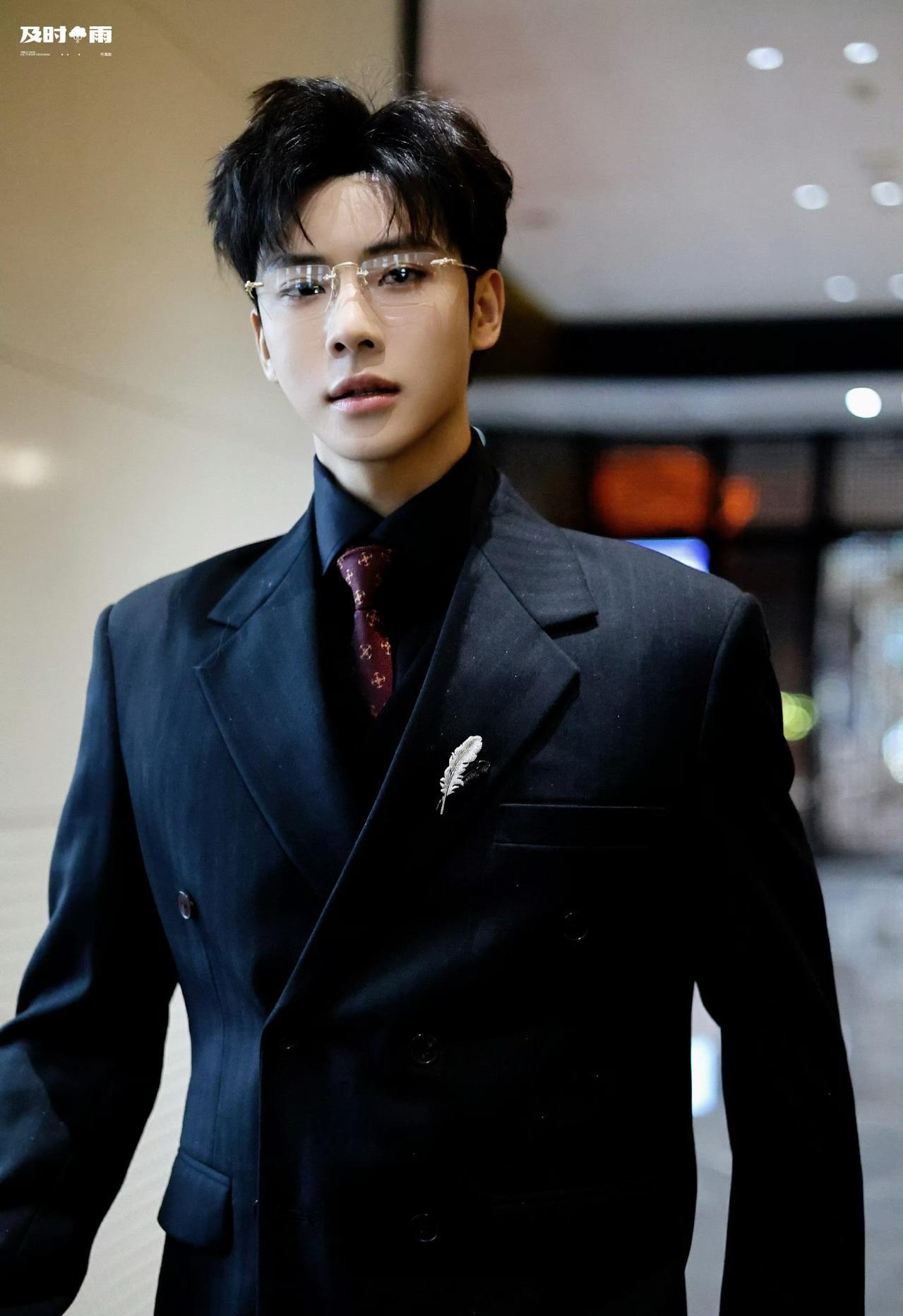 不好笑就露宿街头不好笑我直接露宿街头‼️看完整期节目，只有四个字评价：笑发财了！