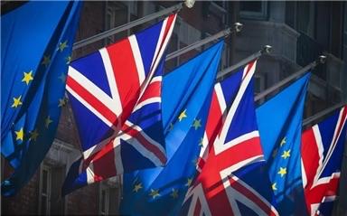 世上没有后悔药，英国官员希望“重新加入欧盟”。

英国近年经济衰落、民生凋敝。国