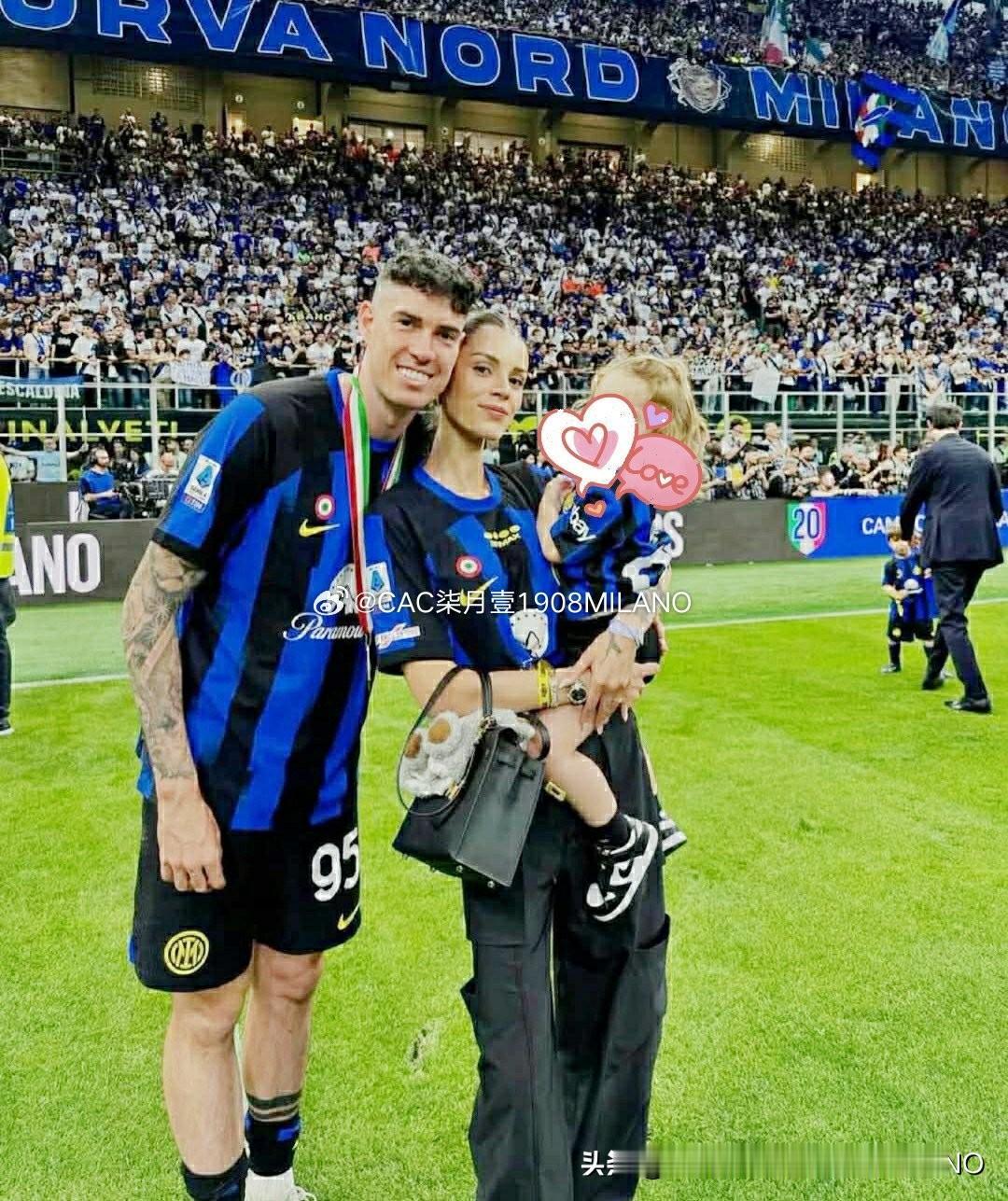 巴斯托尼及妻子在社交媒体上
遭到辱骂和威胁，甚至波及他女儿，
巴斯托尼已向当局举