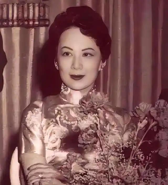 1969年宋子安去世，留下最后一句嘱托：让二姐接收属于她的遗产。

1969年，
