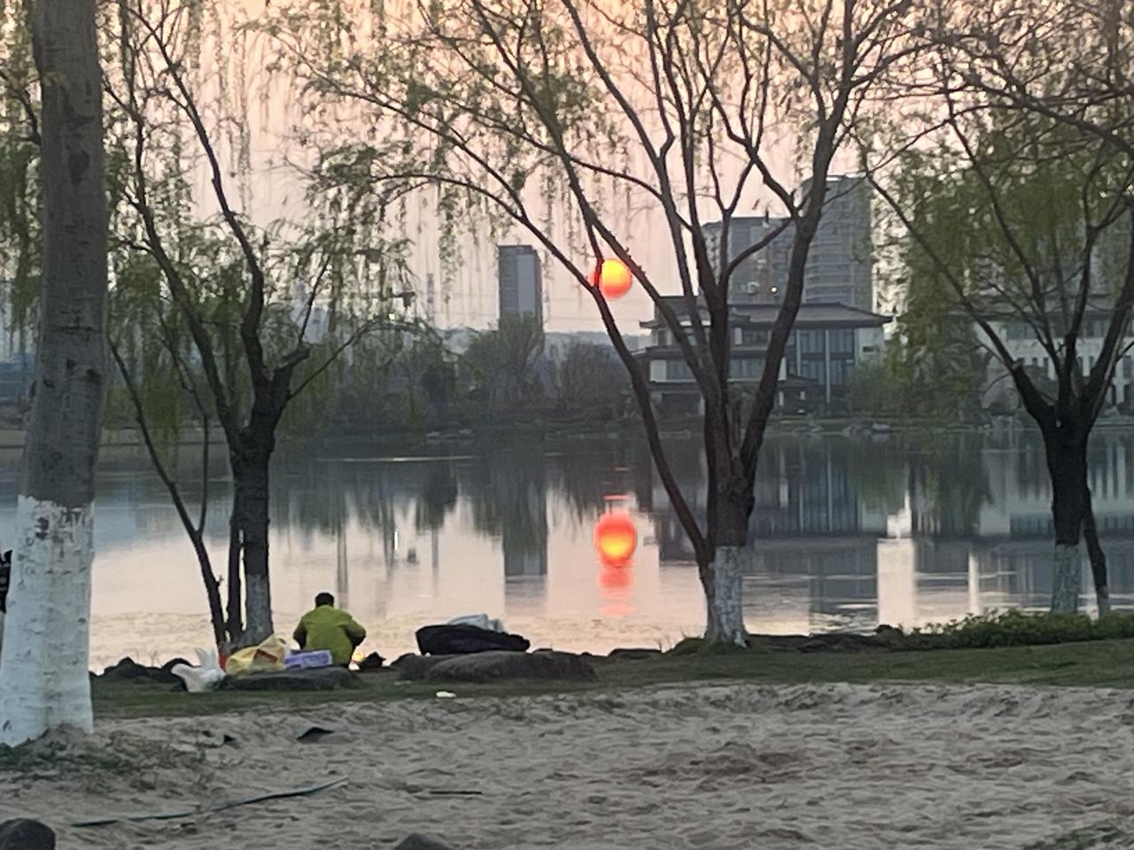 养生大实话：别再透支自己！普通人正被悄悄榨干身心

如今全民都该醒醒了，比起吃补