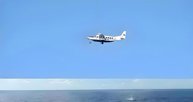 3月20日，菲律宾飞机再次逼近美济礁，大家不知道吧，其实这次中方没惯着果断“开火