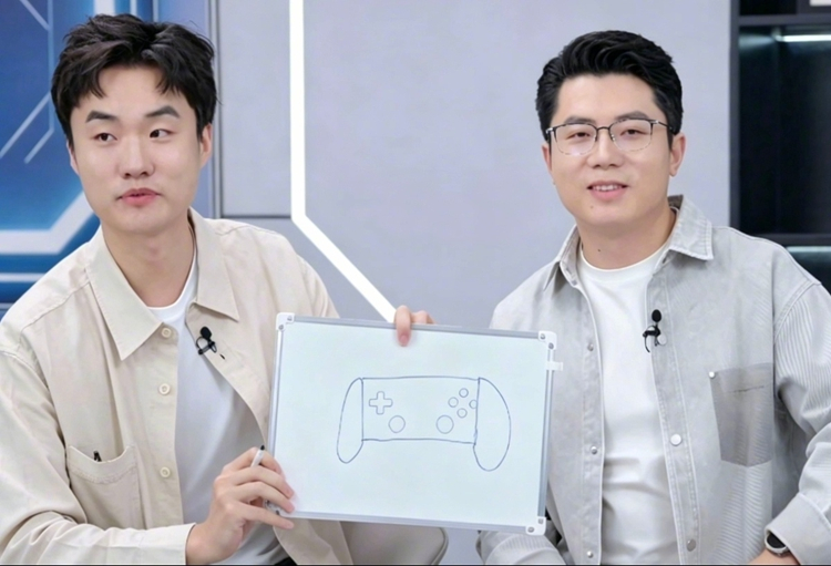 一加李杰在近期的直播中公布了一款全新设备的外观图，从外观来看就是一加旗下首款掌机