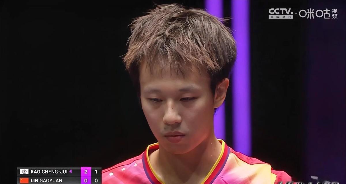 林高远这次意外出局，让人不得不说几句。他总是在关键时刻表现不佳，这种情况已经屡见