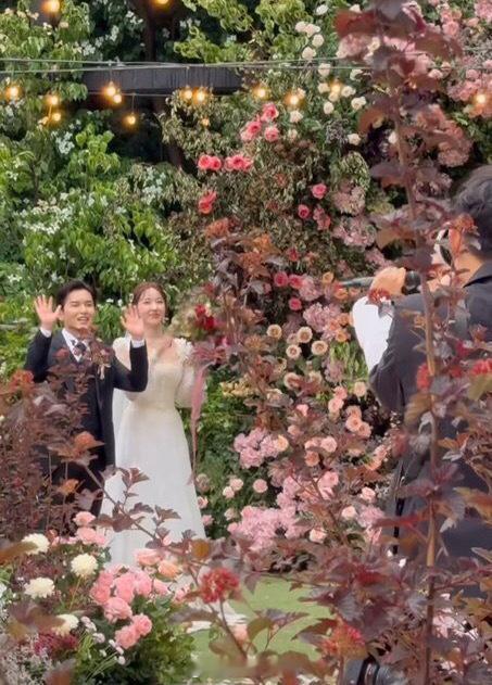 #韩庚参加厉旭婚礼#看到韩庚参加厉旭的婚礼了，也看到了Super Junior全