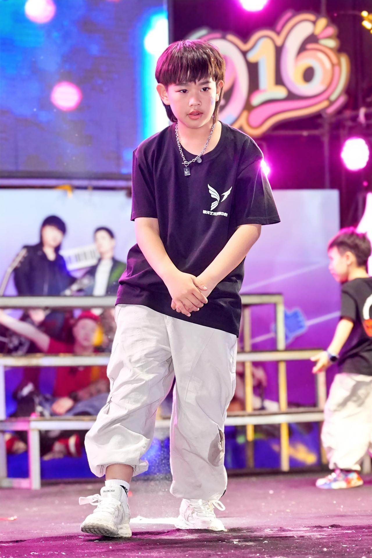 宝藏男孩 宝藏男孩儿