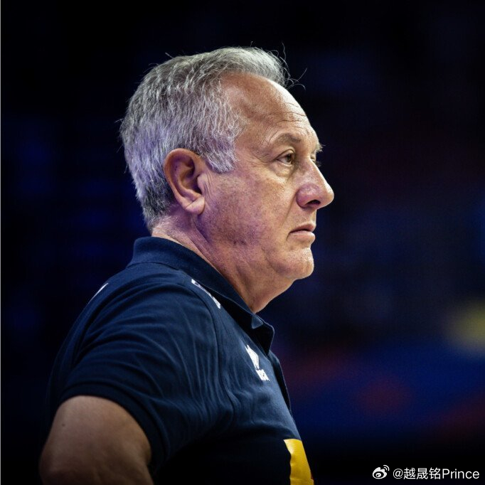 排球 🇮🇹胡里奥·贝拉斯科（Julio Velasco）就🇺🇦乌克兰与俄