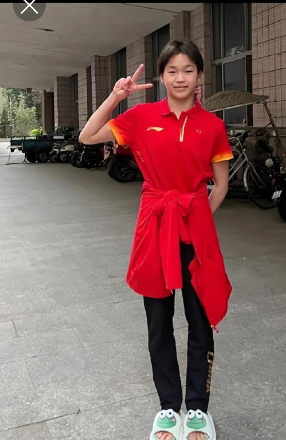 过分捧她，等于杀她！

巴黎奥运会再次斩获冠军之后，全红婵一度红遍全国。随之而来
