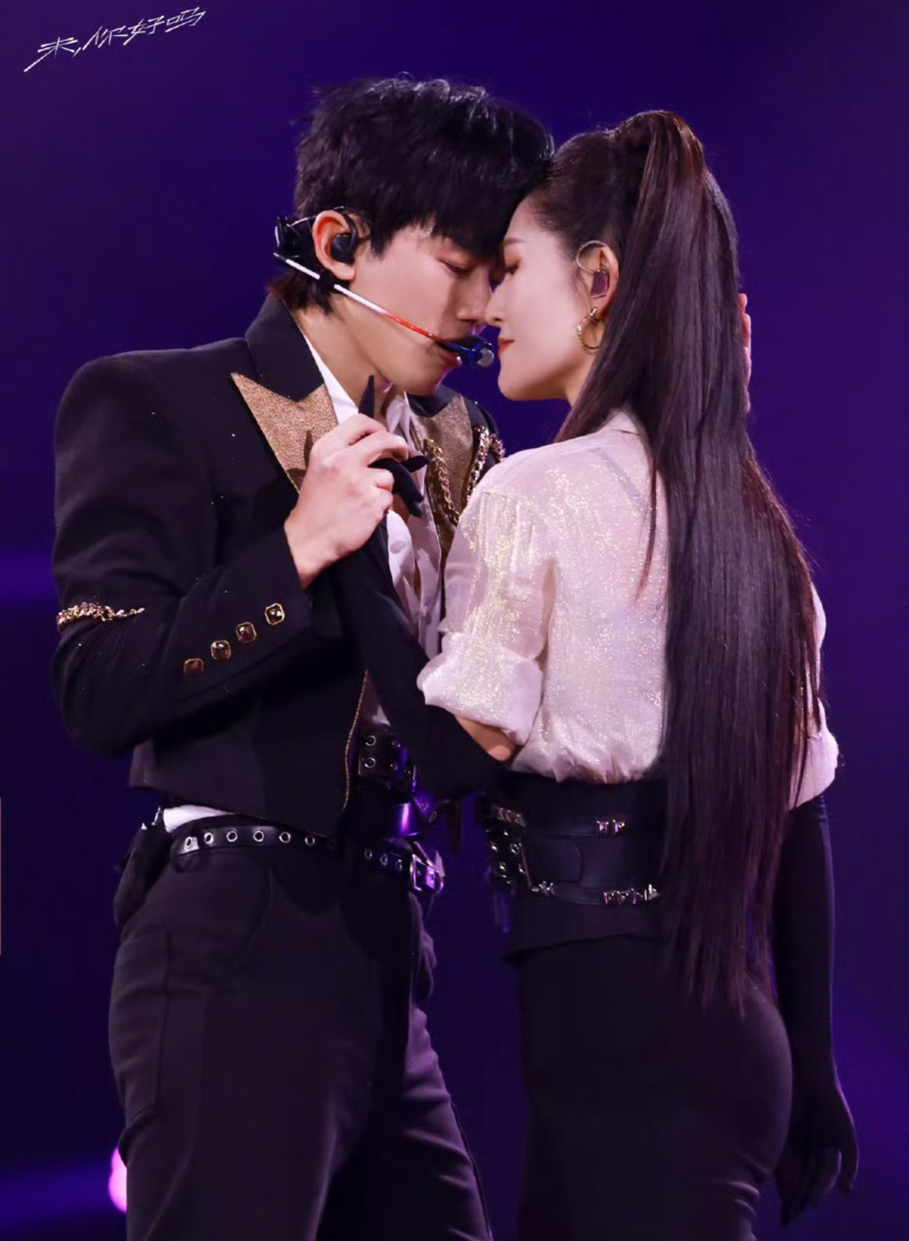 张杰谢娜做错了什么做错是没有做错吧主要还是谢娜开演唱会的事吧她开演唱会对于自己本