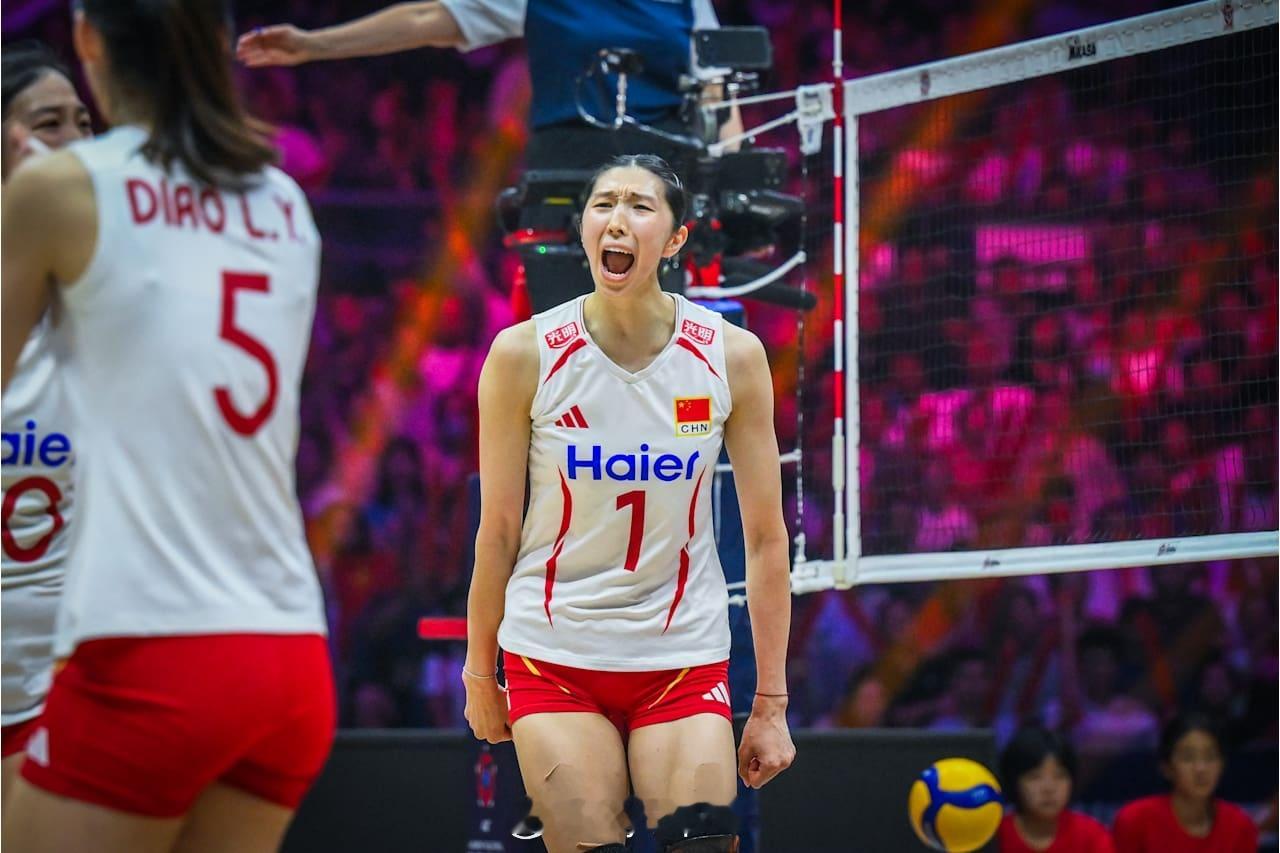 2026女排亚锦赛中国女排vs泰国女排 第四局中国队开局就落后一直没翻身，以18