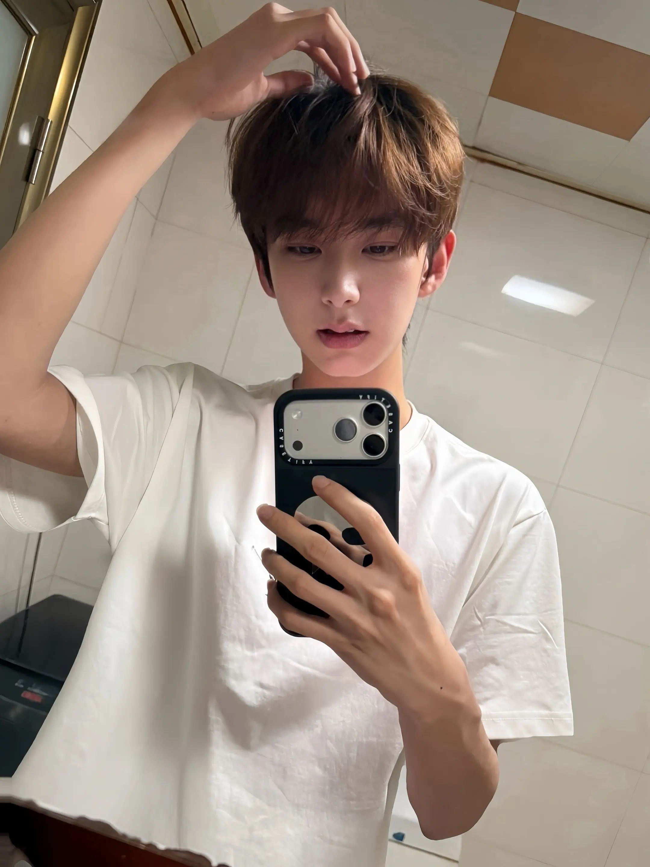 如果哭能解决一切那我要把世界淹没(´o̴̶̷̤ᆼo̴̶̷̤`)