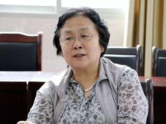 [太阳]1974年，陈毅夫人张茜病重弥留之际，盯着三个儿子只说了一句话：“妹妹结