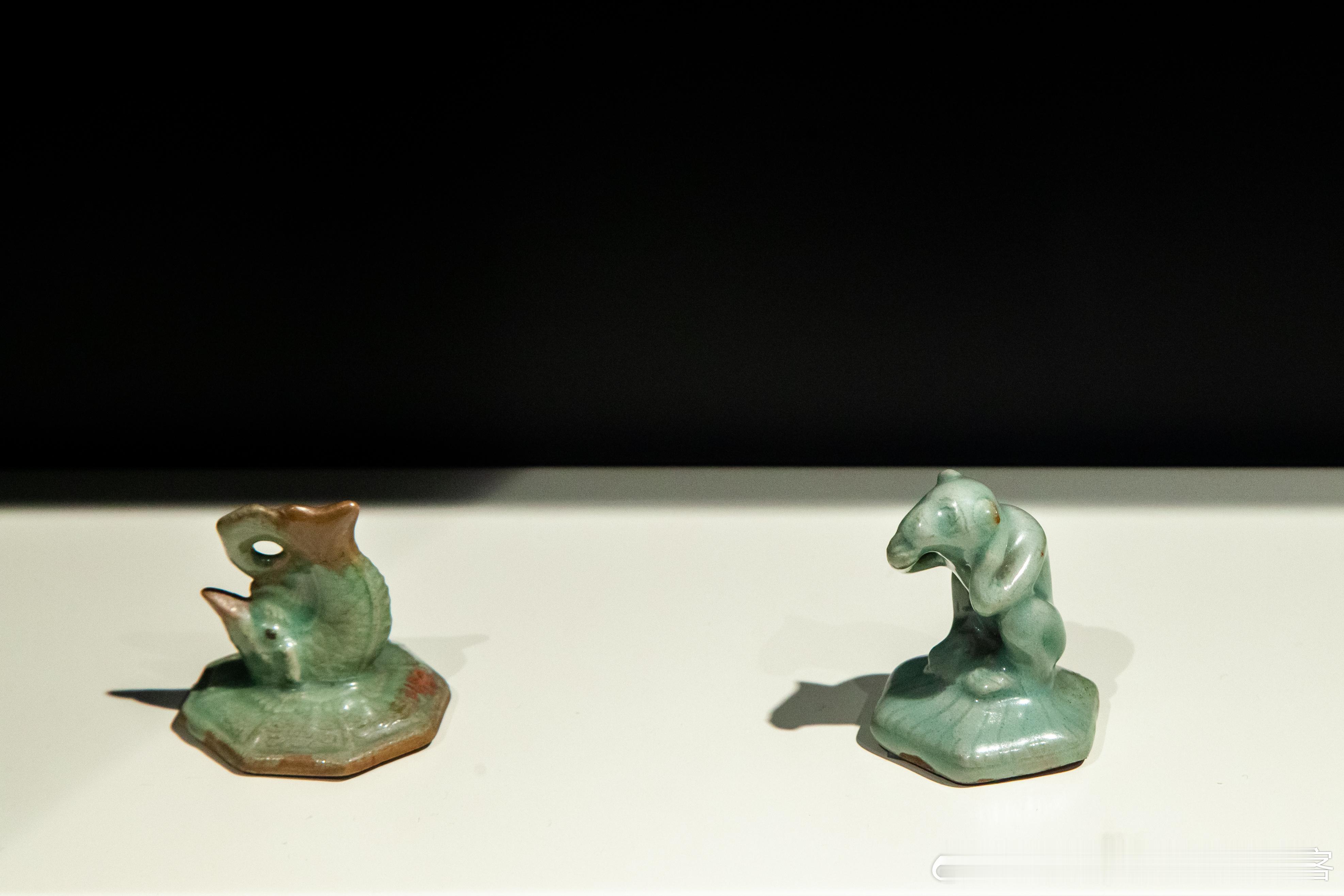 #白衣拍展# 在#国立光州博物馆# 展出的几枚青瓷印章（12世纪）。国立光州博物