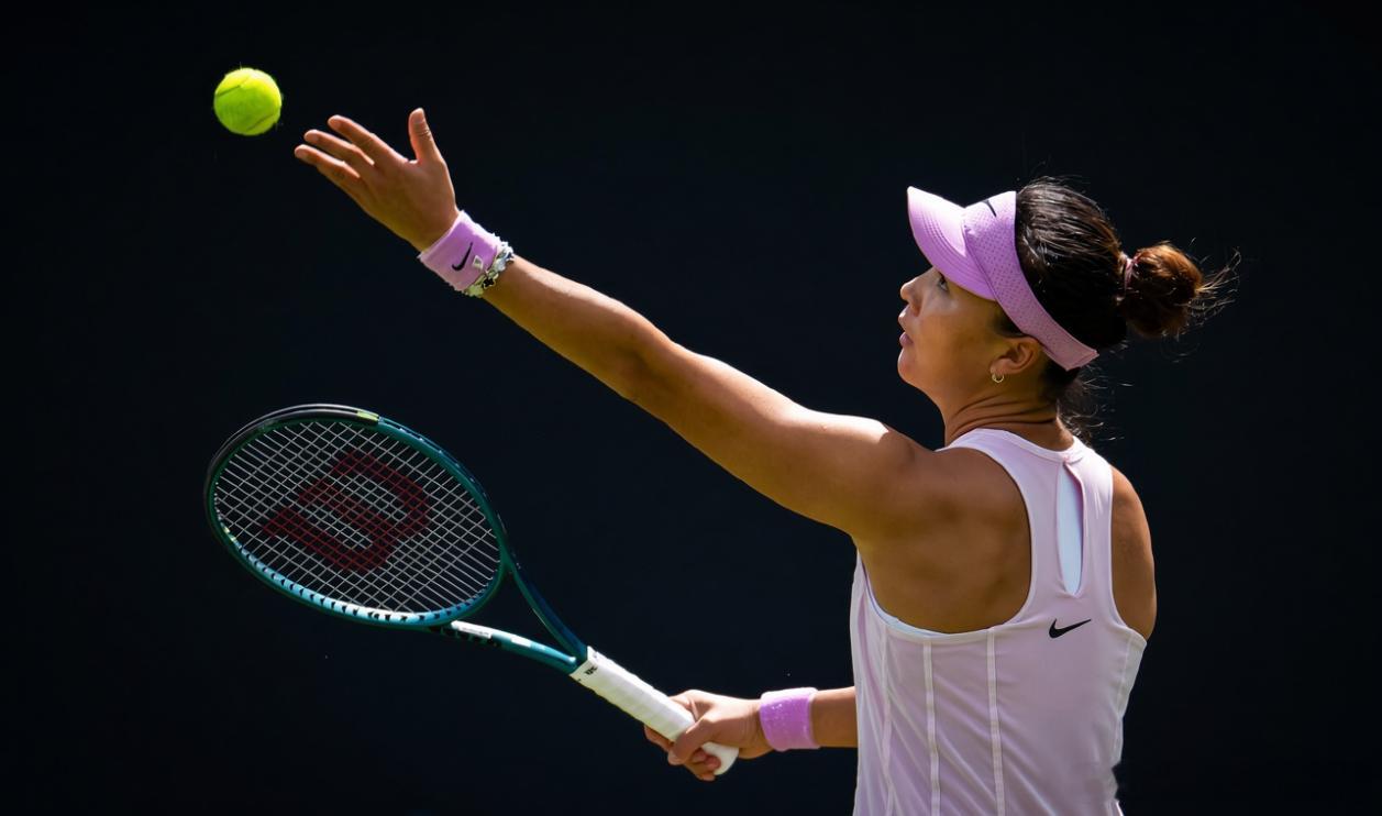 美网2026 资格赛第二轮，中国选手袁悦6：3、6：2横扫俄罗斯美女阿夫杰耶娃，