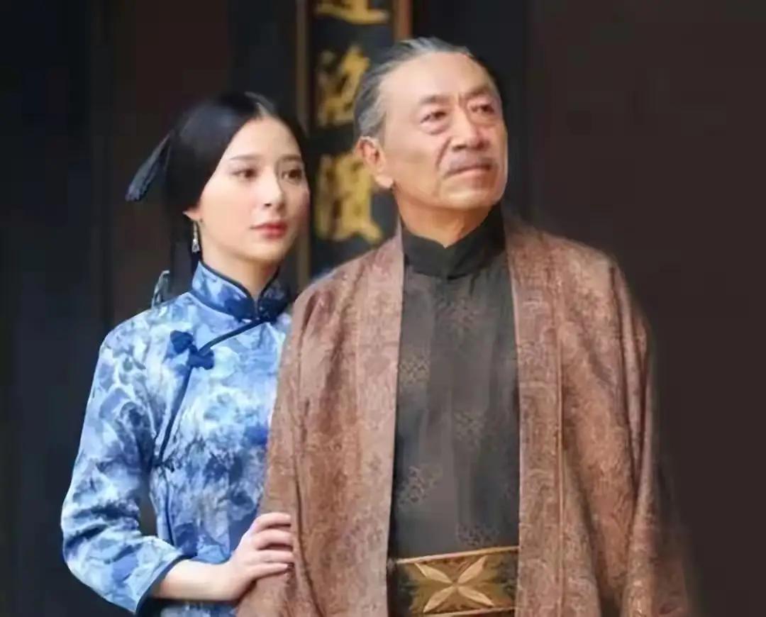 王奎荣
饶芯语
夫妻照