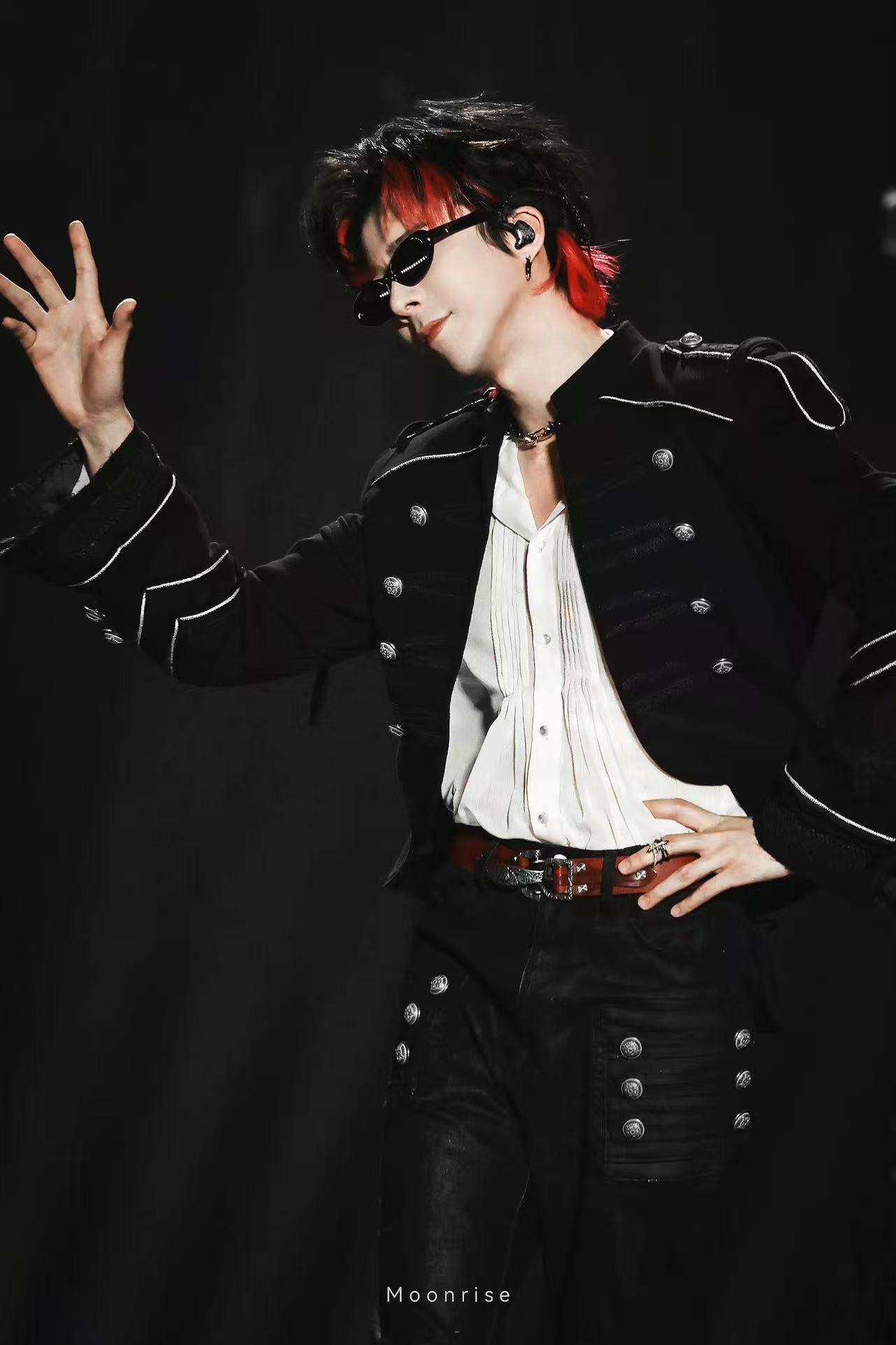 本周我完成了连续7天铁粉打卡，与的铁粉值额外增加1分！冲冲冲~~~今晚太帅了