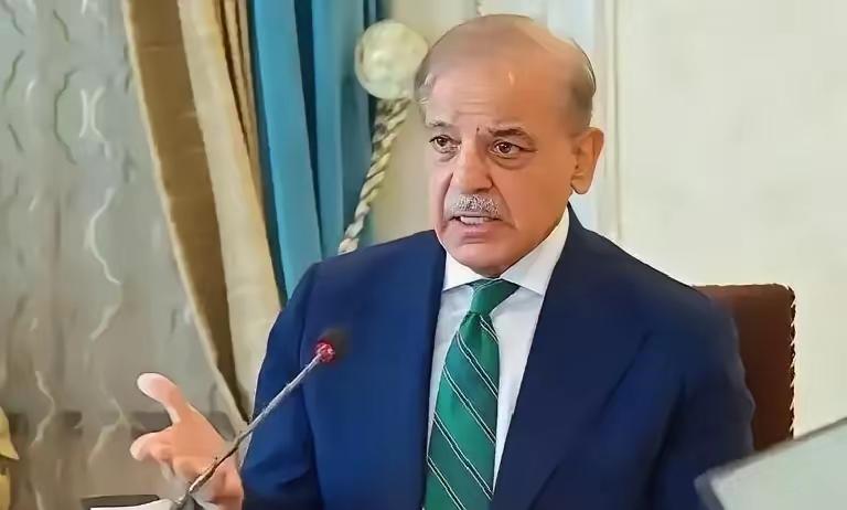 巴铁部长突然“自曝家丑”，620亿中企大项目的问题，藏着大工程的黄金法则
 
巴