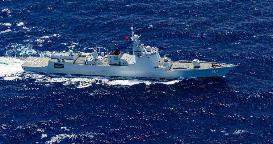 霍尔木兹“收费站”开张！伊朗首笔通行费入账，一招反杀美封锁

霍尔木兹海峡最近这