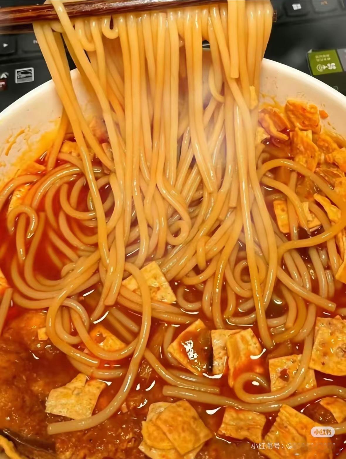 保姆级煮螺蛳粉的方法，我在想我也是这么煮的怎么就老没人家煮的有食欲呢 