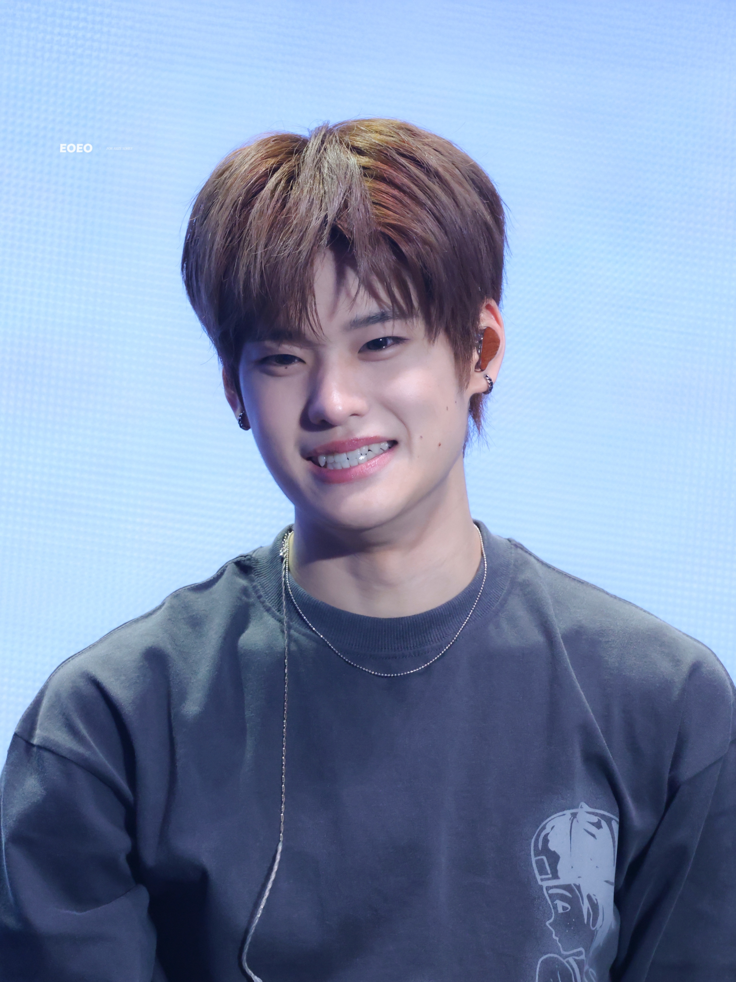 捧着脸亲亲家桃的虎牙🤲 