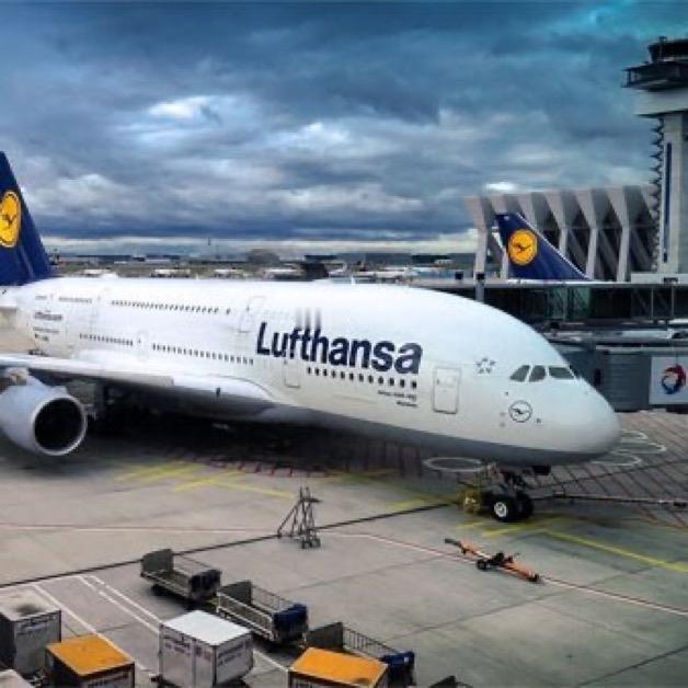 突发新闻：
由于欧盟对伊朗空域安全问题日益担忧发出安全警告，德国最大的航空公司汉