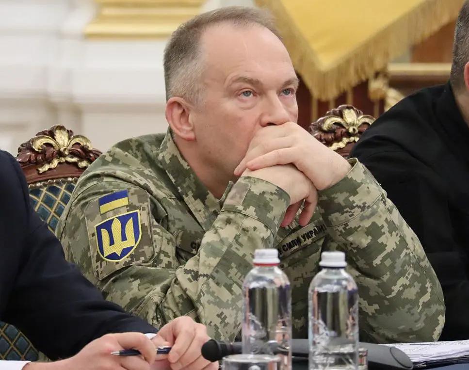 乌军那边又开始报战功了数万俄军冲锋，四天激战六百多次，俄军损失八千多人加一堆装备