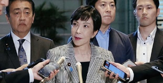 日本经济已陷困局，股汇债市齐跌濒临承压，石破茂见势急流勇退，高市早苗误接执政烂摊