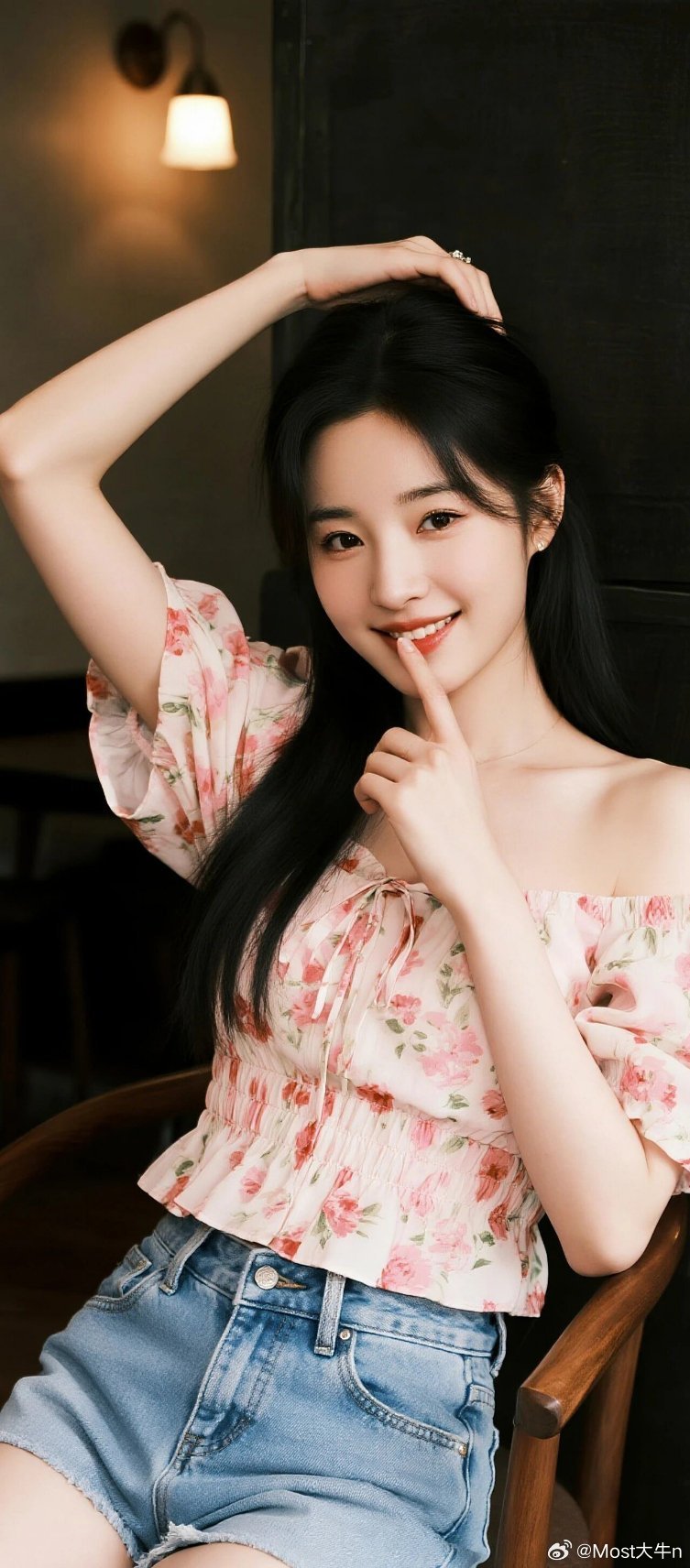 周末的国际形势，下周最受益板块（按利好强度排序）1️⃣ 能源（直接受益）• 油气