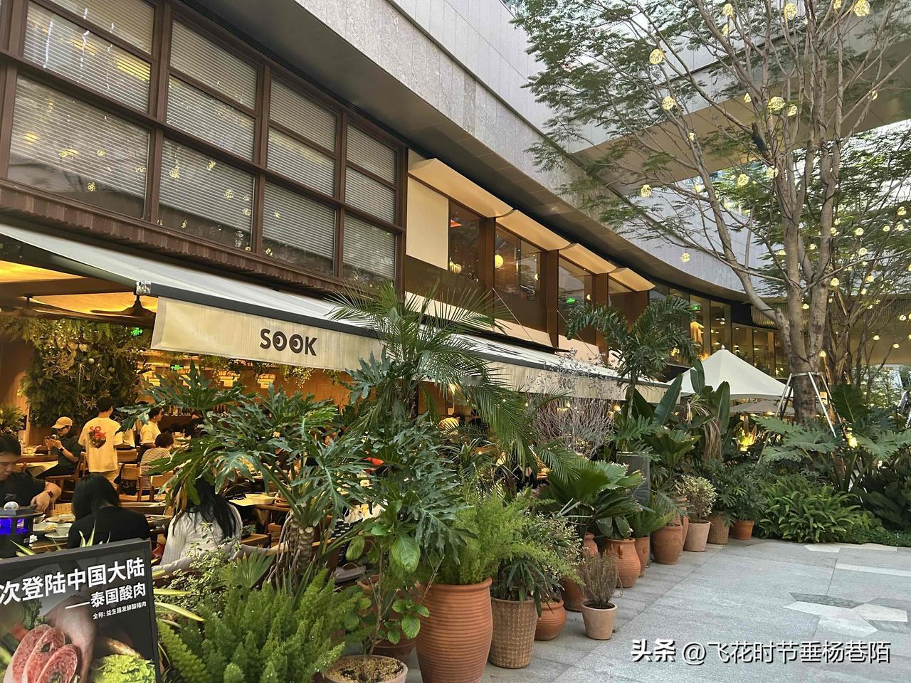 人工贵是看重人的价值，包括创造性和服务能力，把一切可以大规模工业化生产出来的产品