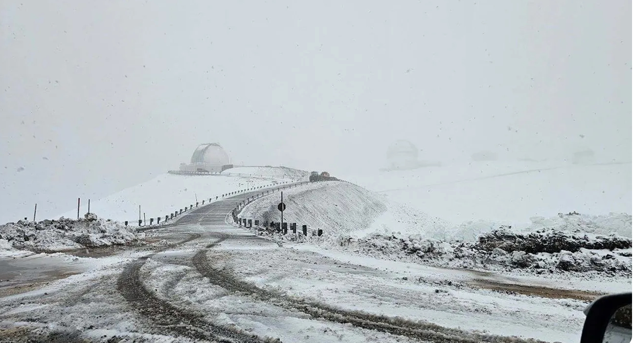 【#夏威夷8月降雪#！1871年以来飓风首次直接影响夏威夷大岛】#飓风让夏威夷8